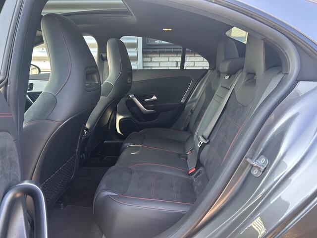 Mercedes-Benz CLA-KLASSE 200 AMG Line | Panoramadak | Memory | Apple Carplay & Android Auto