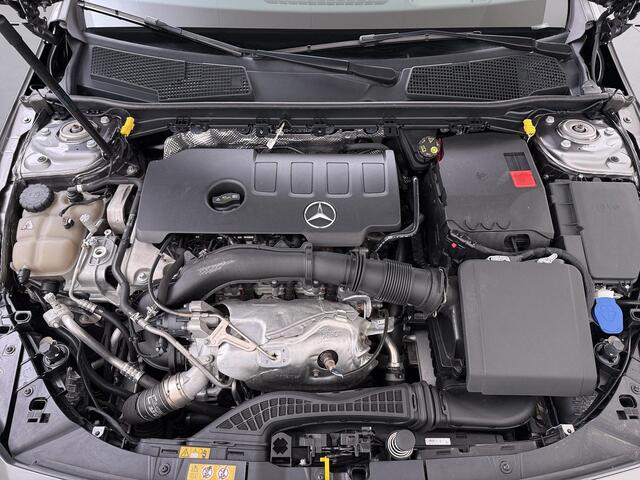 Mercedes-Benz CLA-KLASSE 250 4MATIC Premium Plus AMG | Pano | Leder | HUD | Burmester | Sfeerrverlichting