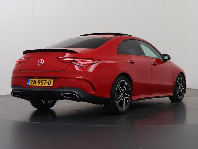 Mercedes-Benz CLA-KLASSE 200 Business Solution AMG | Panoramadak | Night pakket | Stoelverwarming | Sfeerverlichting |