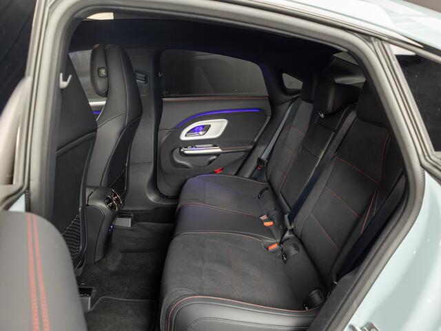Mercedes-Benz CLA-KLASSE Limousine 180 Business Solution AMG