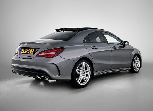 Mercedes-Benz CLA-KLASSE 180 180 AUTOMAAT | PANORAMADAK | AMG EXTERIEUR & INTERIEUR | NAVIGATIE | SPORTSTOELEN | LED | AMG VELGEN | CRUISE | AIRCO | STOELVERWARMING | 12 MAANDEN BOVAG GARANTIE |