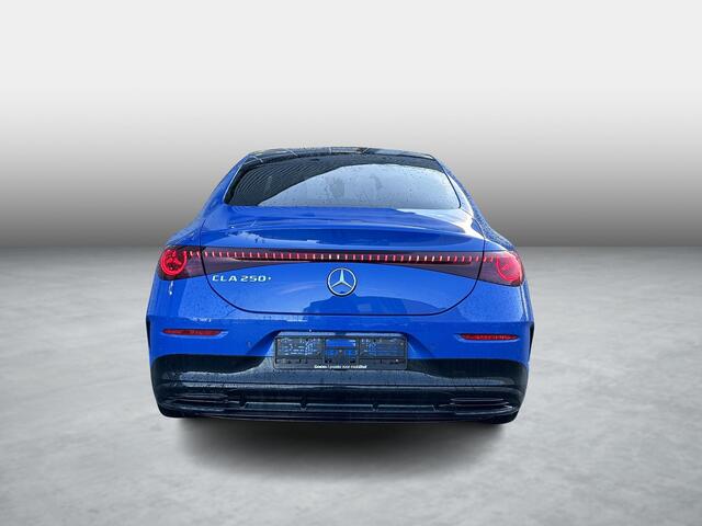 Mercedes-Benz CLA-KLASSE 250+ Launch Edition | AMG Line | Night Pakket | Panoramadak | DISTRONIC Afstandsassistent | Dodehoekassistent | MULTIBEAM LED Koplampen | Elektrisch Verstelbare Stoelen + Memory | Stoelverwarming | Sfeerverlichting | THERMOTRONIC Klimaatregeling | Apple CarPlay | Android Auto | Achteruitrijcamera | Parkeersensoren