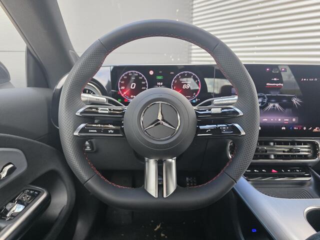Mercedes-Benz CLA-KLASSE 200 Business Solution AMG | Premium Pakket | Night Pakket | Winter Pakket | MBUX Superscreen | Adaptieve Cruise Control | Dodehoekassistent | Verkeersbordenassistent | Elektrisch Verstelbare Stoelen + Memory | Massage Functie Voorstoelen | Stoelverwarming | Stuurverwarming | Sfeerverlichting | Sierdelen Geborsteld Aluminium Lightlines | THERMOTRONIC Klimaatregeling | Apple CarPlay | Android Auto | Elektrische Kofferklep | Achteruitrijcamera | Parkeersensoren