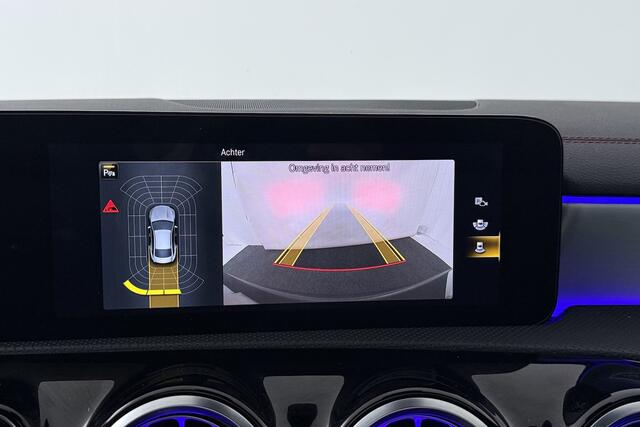 Mercedes-Benz CLA-KLASSE 200 Business Solution AMG (PANORAMADAK, STOELVERWARMING, SFEERVERLICHTING, CAMERA, CRUISE