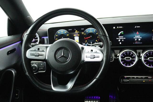 Mercedes-Benz CLA-KLASSE 180 Business Solution AMG (PANORAMADAK, AFNEEMBARE TREKHAAK, SFEERVERLICHTING, STOELVERWAR