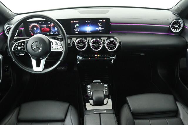 Mercedes-Benz CLA-KLASSE 250 e Business Solution Luxury Limited (SFEERVERLICHTING, CAMERA, PDC, LED, 1e EIGENAAR)