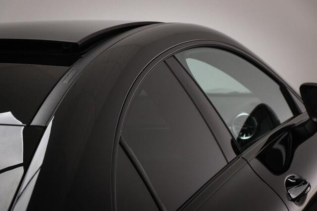Mercedes-Benz CLA-KLASSE 180 Business Solution AMG | PANORAMADAK | MATRIX LED | DAB | SFEERVERLICHTING