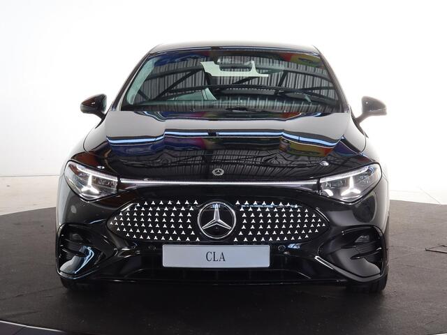 Mercedes-Benz CLA-KLASSE 250+ Launch Edition 85.5 kWh | Night | Panoramadak | Stoelverwarming | DISTRONIC | Achteruitrijcamera | Dodehoekassiste
