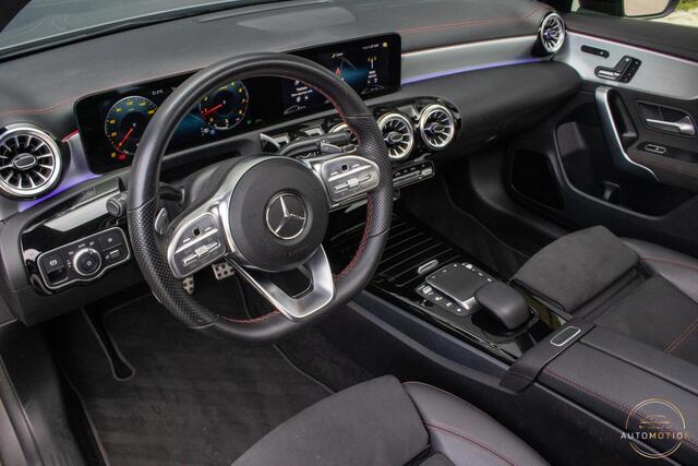 Mercedes-Benz CLA-KLASSE 200 AMG Line PANO MEMORY BURMESTER CAMERA DIFFUSER PANAMERICANA