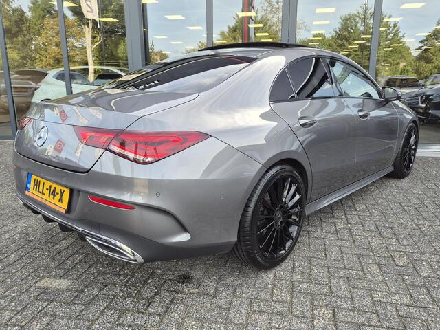 Mercedes-Benz CLA-KLASSE 180 Business Solution AMG | Panoramadak | Navigatie | AMG Pakket |