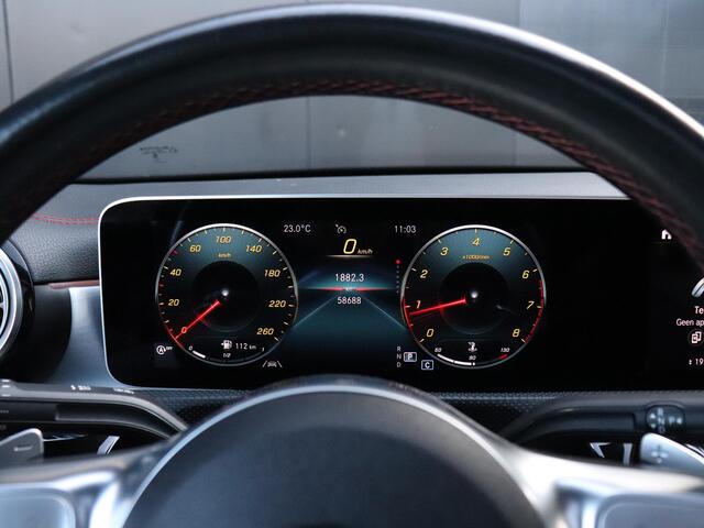 Mercedes-Benz CLA-KLASSE 180 Business Solution | AMG LINE | PANO-DAK | CAMERA | STOELVERW. | APPLE CARPLAY | CRUISE | NAVI |