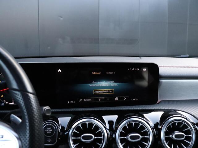 Mercedes-Benz CLA-KLASSE 180 Business Solution | AMG LINE | PANO-DAK | CAMERA | STOELVERW. | APPLE CARPLAY | CRUISE | NAVI |