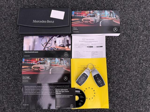 Mercedes-Benz CLA-KLASSE 200 Business Solution AMG AMG Line | Ledkoplampen | Parkeerpakket met achteruitrijcamera | Sfeerverlichting. Inclusief 24 maanden Mercedes-Benz Certified garantie voor Europa.