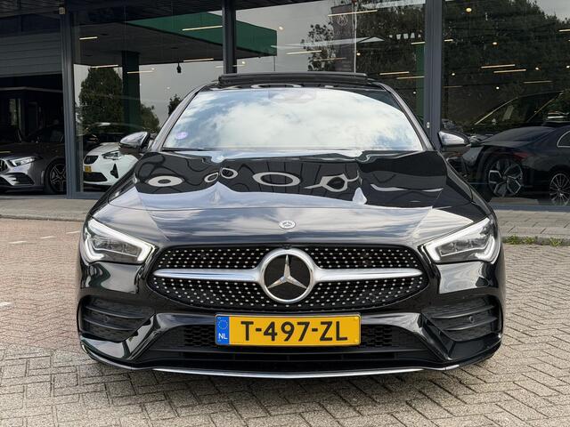 Mercedes-Benz CLA-KLASSE 180 AMG Line SFEERVERLICHTING | STOELVERWARMING | ACHTERUIT RIJ CAMERA | MATRIX KOPLAMPEN |