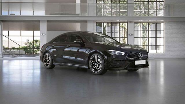 Mercedes-Benz CLA-KLASSE 180 Business Solution AMG | Panoramadak | Achteruitrijcamera | Stoelverwarming | Sfeerverlichting |