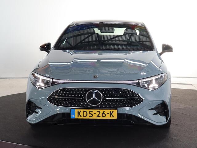 Mercedes-Benz CLA-KLASSE 200 AMG Line Business Solution AMG | Night | Matrix Led | Panoramadak | AMG-line Plus | Premium Plus |