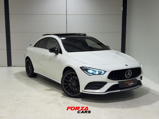 Mercedes-Benz CLA-KLASSE 250 e AMG PANO | CAM | Sfeer