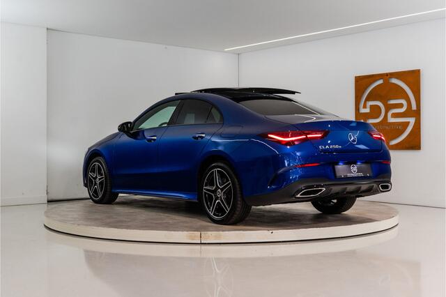 Mercedes-Benz CLA-KLASSE 250 e Premium+ AMG 218PK | Pano | Sfeer | Trekhaak | Burmester | Keyless | VOL! Fabrieksgarantie