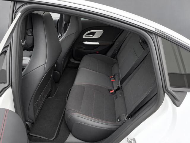 Mercedes-Benz CLA-KLASSE 250+ Launch Edition AMG | Trekhaak | 19 inch |