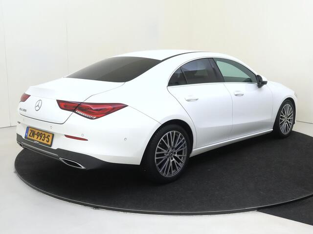Mercedes-Benz CLA-KLASSE 200 Business Solution | half leder | LM velgen | climate control | camera