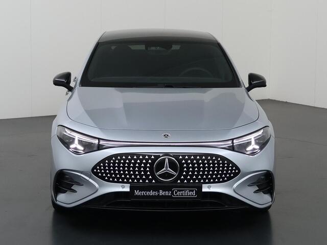 Mercedes-Benz CLA-KLASSE 250+ Launch Edition 85.5 kWh | Night | Panoramadak | Stoelverwarming | DISTRONIC | Achteruitrijcamera | Dodehoekassistent | Trekhaak |