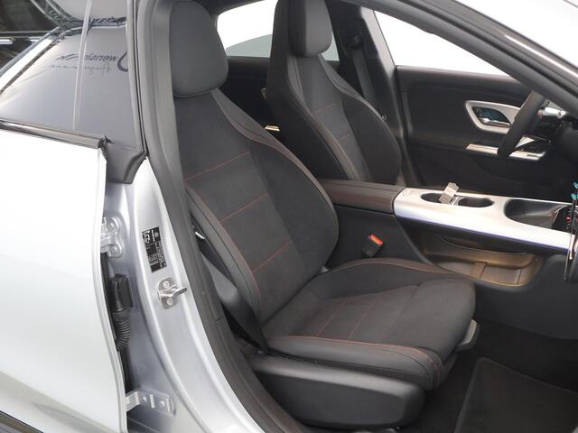 Mercedes-Benz CLA-KLASSE 250+ Launch Edition 85.5 kWh | Night | Panoramadak | Stoelverwarming | DISTRONIC | Achteruitrijcamera | Dodehoekassistent | Trekhaak |