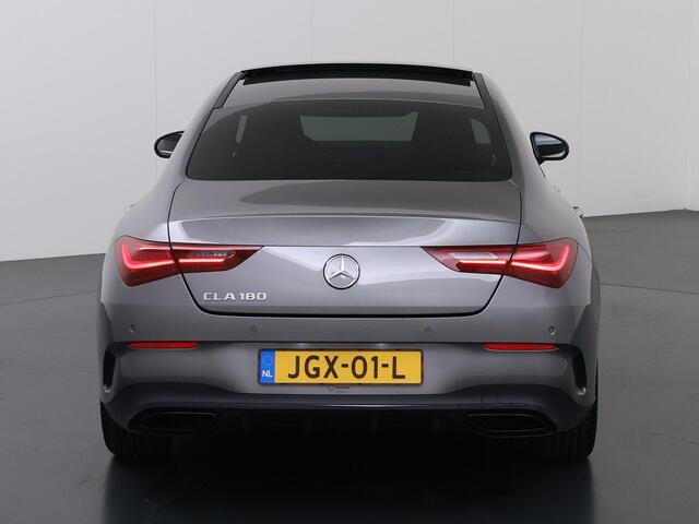 Mercedes-Benz CLA-KLASSE 180 Business Solution AMG | Night | Panoramaschuifdak | AMG Line Plus | Head-up display | 360° camera | Memory stoelen |