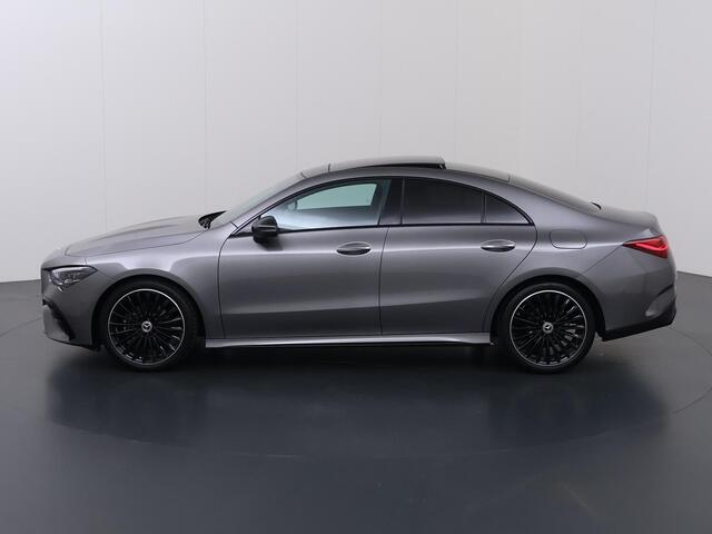 Mercedes-Benz CLA-KLASSE 180 Business Solution AMG | Night | Panoramaschuifdak | AMG Line Plus | Head-up display | 360° camera | Memory stoelen |