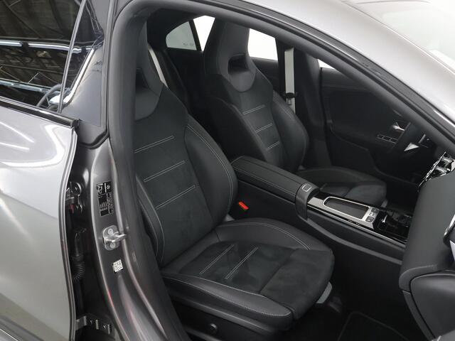 Mercedes-Benz CLA-KLASSE 180 Business Solution AMG | Night | Panoramaschuifdak | AMG Line Plus | Head-up display | 360° camera | Memory stoelen |