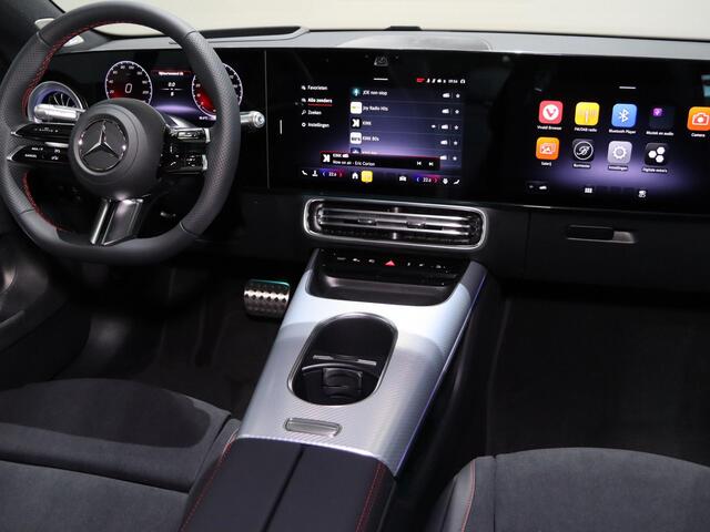 Mercedes-Benz CLA-KLASSE 200 Business Solution AMG 58 kWh | Elek. Trekhaak | Panoramadak | Premium Pakket | Superscreen | HUD | Burmester | Elek. Stoelen met Geheugen | Keyless Entry/Go | Apple Carplay/Android Auto |