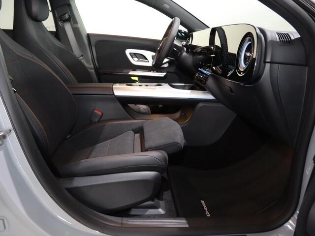 Mercedes-Benz CLA-KLASSE 250+ Launch Edition 85.5 kWh | Night | Panoramadak | Stoelverwarming | DISTRONIC | Achteruitrijcamera | Dodehoekassistent |