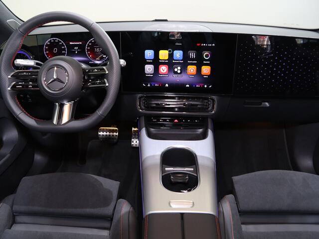 Mercedes-Benz CLA-KLASSE 250+ Launch Edition 85.5 kWh | Night | Panoramadak | Stoelverwarming | DISTRONIC | Achteruitrijcamera | Dodehoekassistent |