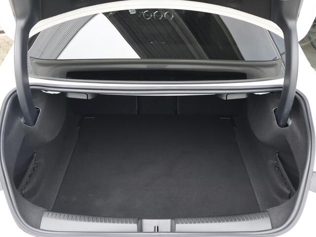 Mercedes-Benz CLA-KLASSE 200 AMG Line – foto 8