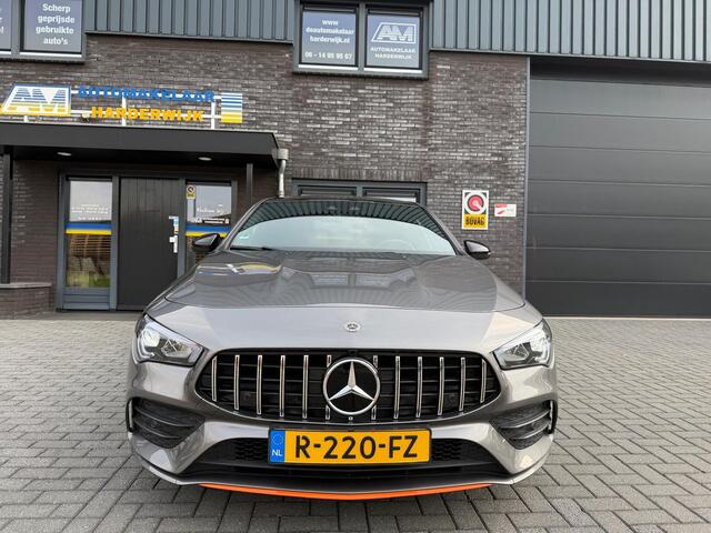 Mercedes-Benz CLA-KLASSE 220 4MATIC | 1E EIGENAAR | 3/6/12 MND GARANTIE | PANO | LED | CRUISE | BURMESTER | CAMERA | STOELVERWM. |