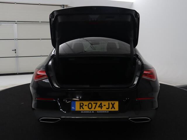 Mercedes-Benz CLA-KLASSE 250 e Business Solution Luxury Limited | SOH 95.8% | Panoramadak | Leder | Camera | Park assist | Sfeerverlichting | Carplay | Stoelverwarming | Cruise control |
