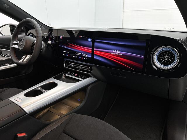 Mercedes-Benz CLA-KLASSE 250+ Business Solution AMG 85.5 kWh | Premium Pakket | Winterpakket | Nightpakket | Parkeerpakket | Vast panoramadak | Massagefunctie | GUARD 360° | 19" vijfspaaks lichtmetalen AMG-velgen |