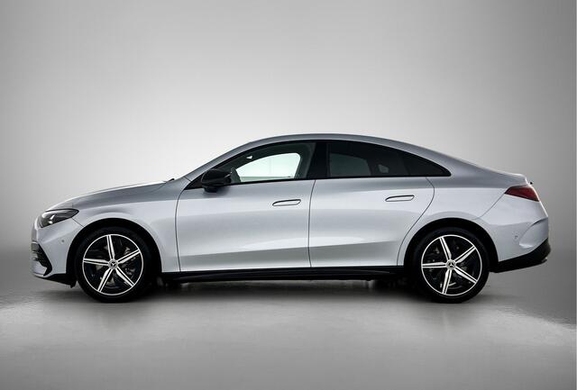 Mercedes-Benz CLA-KLASSE 250+ Business Solution AMG 85.5 kWh | Premium pakket | Winterpakket | Nightpakket | Vast panoramadak | Sportstoelen | GUARD 360° | Massagefunctie | 18 inch vijfspaaks lichtmetalen AMG-velgen |
