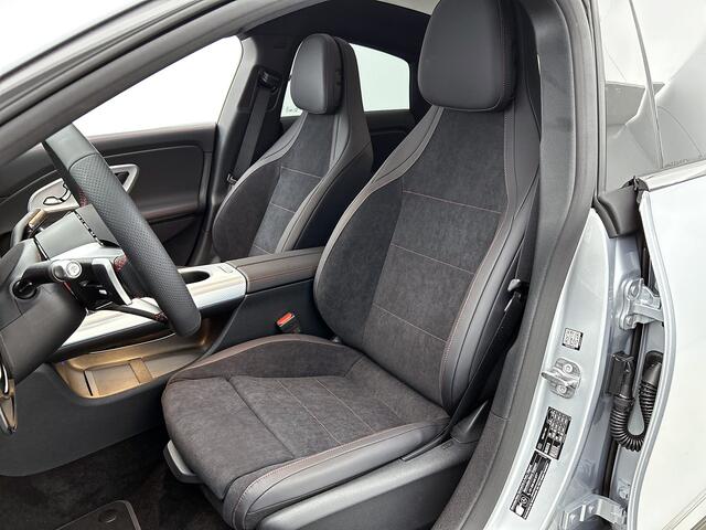 Mercedes-Benz CLA-KLASSE 250+ Business Solution AMG 85.5 kWh | Premium pakket | Winterpakket | Nightpakket | Vast panoramadak | Sportstoelen | GUARD 360° | Massagefunctie | 18 inch vijfspaaks lichtmetalen AMG-velgen |