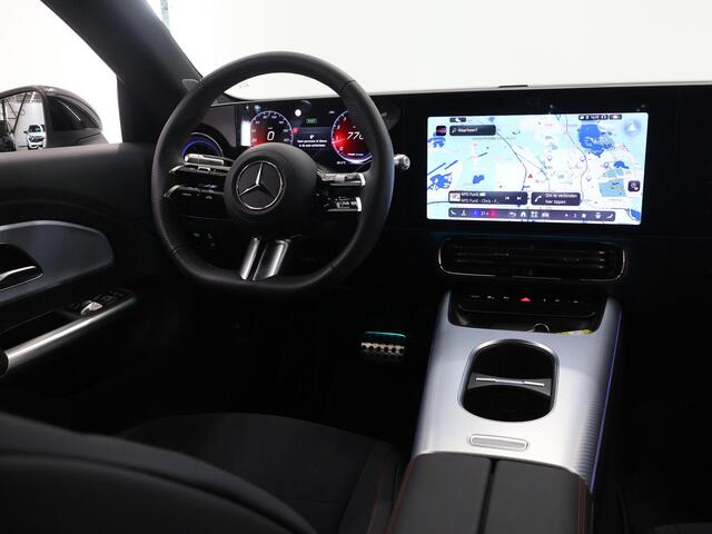 Mercedes-Benz CLA-KLASSE 180 Business Solution AMG | Night | Distronic | Panoramadak | Keyless | Sfeerverlichting |