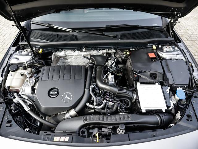 Mercedes-Benz CLA-KLASSE 200 Business Solution AMG 2e-Eig. & Keurig-Onderh. BOVAG-Garantie. NL-Auto.