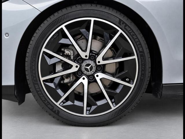 Mercedes-Benz CLA-KLASSE 180 Business Solution AMG | Night Pakket | | Panoramadak | Adaptieve Cruise Control | Dodehoekassistent | Verkeersbordenassistent | MULTIBEAM LED Koplampen | Elektrisch Verstelbare Stoelen + Memory | Stoelverwarming | Sfeerverlichting | THERMOTRONIC Klimaatregeling | Apple CarPlay | Android Auto | Achteruitrijcamera | Parkeersensoren