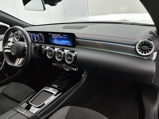 Mercedes-Benz CLA-KLASSE SB 250 e Star Edition AMG Line | Sfeerverlichting | Trekhaak | Keyless entry | Inclusief 24 maanden Mercedes-Benz Certified garantie voor Europa.