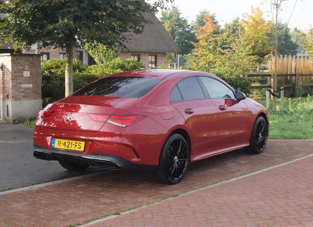 Mercedes-Benz CLA-KLASSE 250 e AMG Line | Black Optic | Camera | Sfeerverlichting | Sportstoelen | 19 Inch | NL-Auto | – foto 10