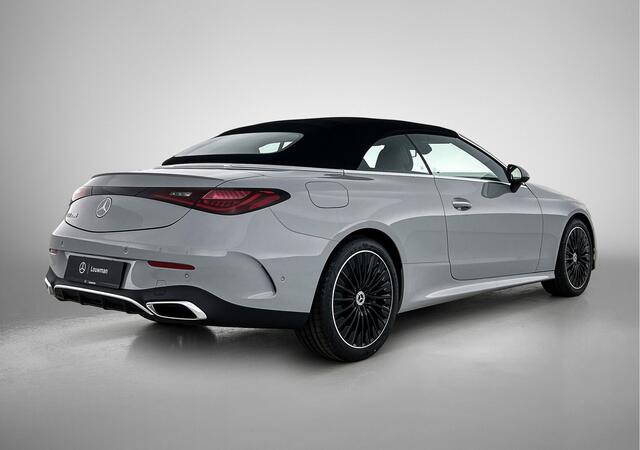 Mercedes-Benz CLE Cabriolet 200 AMG Line | Premium Plus pakket | Winterpakket | Rijassistentiepakket Plus | AMG spoiler | Middenconsole metaalstructuur | Stoelventilatie/- verwarming | Windschut | 19 inch multispaaks lichtmetalen AMG velgen |