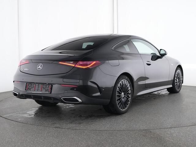 Mercedes-Benz CLE Coupé 300 e AMG Plug-In Hybride AMG Line | Night Pakket | Digial Koplampen | Burmester® | Rijassistentiepakket plus | Stuur en Stoelverwarming. Inclusief 24 maanden Mercedes-Benz Certified garantie voor Europa.