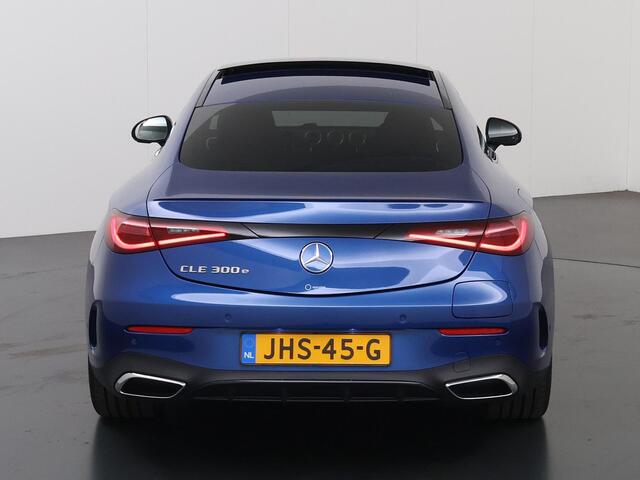 Mercedes-Benz CLE Coupé 300 e AMG Line | Night | Panoramadak | Burmester | Rijassistentiepakket | Trekhaak | Winter pakket |