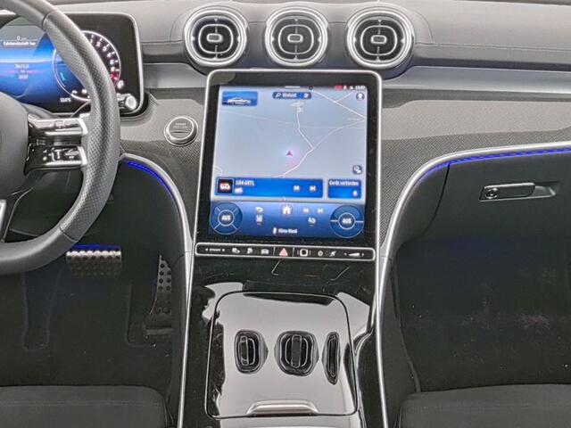 Mercedes-Benz CLE Coupé 300 e AMG Plug-In Hybride AMG Line | Night Pakket | Digital Licht | Distronic | Rijassistentiepakket plus | Stuur en Stoelverwarming. Inclusief 24 maanden MB Certified garantie voor Europa.