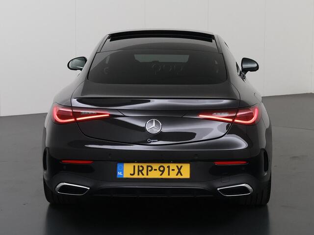 Mercedes-Benz CLE Coupé 300 4MATIC AMG Line Premium Plus | Panoramadak | Memory | 20-Inch | Nightpakket | AMG spoiler