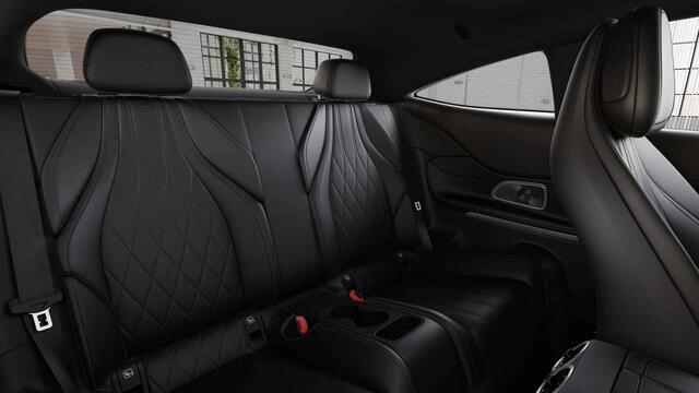Mercedes-Benz CLE Coupé 300 e AMG Line | Night | Panoramadak | Multispaaks lichtmetalen velgen | Burmester | Memory | Headup |