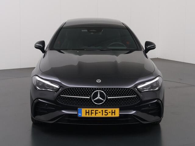 Mercedes-Benz CLE Coupé 200 AMG Line | Panoramadak | Night | Memory | Burmester | Rode gordels | 19 inch AMG multispaaks | Headup |
